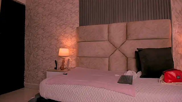 Cris  sweet online show from 02/21/25, 11:44