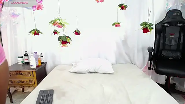 BLACK ROSSE 1 online show from 02/28/25, 12:42