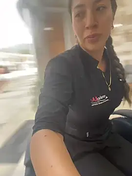 daniela henao online show from 03/11/26, 05:41