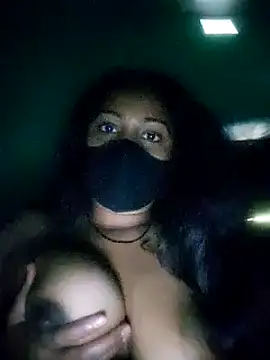 Shristiprakash0 online show from 12/26/24, 07:13