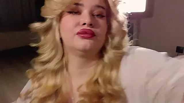 Snapshot of EllsaJean_ chatting on 03/25/26, 09:54 EllsaJean online show from 03/25/26, 09:54