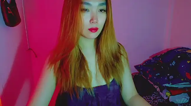 TR4NSCUTI3 online show from 12/06/24, 01:51