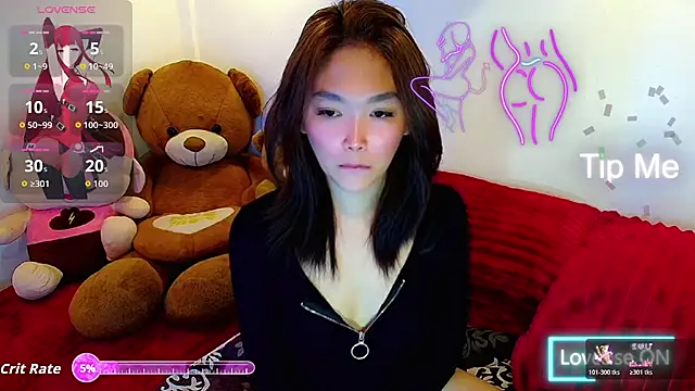 TR4NSCUTI3 online show from 02/26/26, 04:22