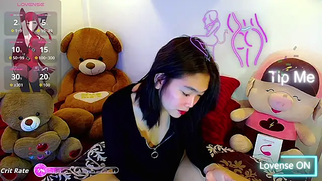 TR4NSCUTI3 online show from 03/24/26, 07:41