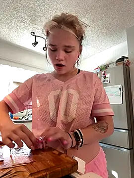 Cutiepiespanks online show from 10/10/25, 09:14