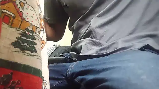 Snapshot of JustEds chatting on 03/25/26, 06:47 JustEds online show from 03/25/26, 06:47