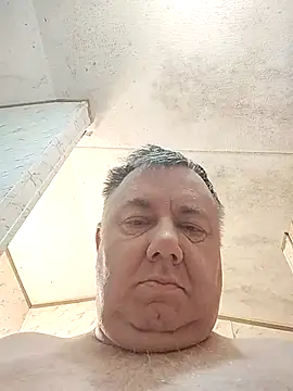 lawndad79 online show from 01/19/26, 01:42