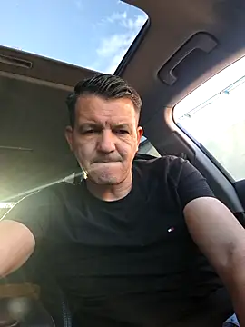 Hakocity2200 online show from 10/30/25, 01:56