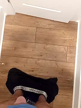 Snapshot of Mark_Dad chatting on 01/18/25, 12:47 Mark Dad online show from 01/18/25, 12:47