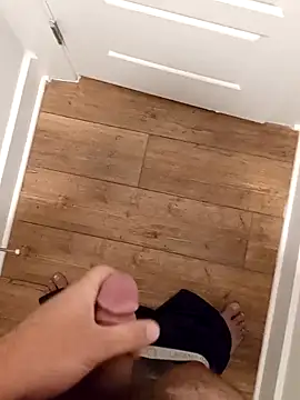 Snapshot of Mark_Dad chatting on 09/27/25, 09:47 Mark Dad online show from 09/27/25, 09:47