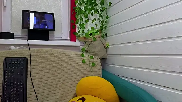 Misss Vikk online show from 10/23/25, 03:22