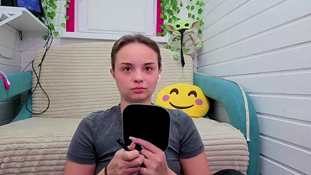 Misss Vikk online show from 11/09/25, 06:01