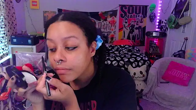 Snapshot of N1NT3NDH03 chatting on 10/06/25, 01:08 N1NT3NDH03 online show from 10/06/25, 01:08