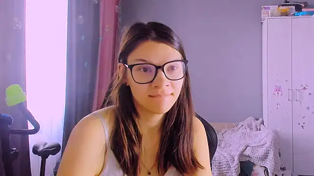 MollyLollipop online show from 04/07/26, 08:15