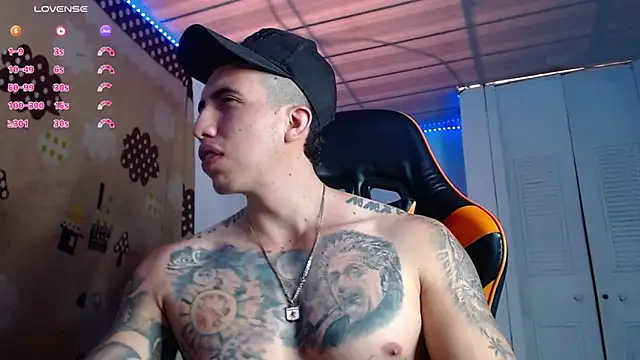 Adam Hudsond online show from 12/04/25, 02:48