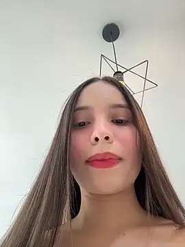 Snapshot of MiaJacksonn chatting on 06/10/26, 04:39 MiaJacksonn online show from 06/10/26, 04:39
