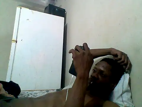 Snapshot of dickmostwantedd chatting on 06/20/26, 05:21 dickmostwantedd online show from 06/20/26, 05:21