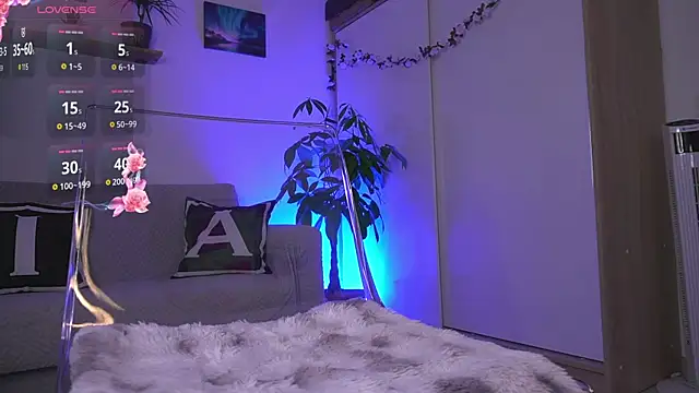 lildiaa online show from 11/25/25, 10:48