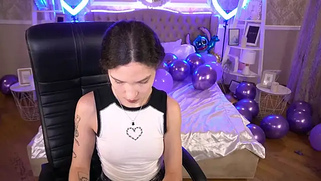 BabyFlowerr online show from 01/10/25, 08:15