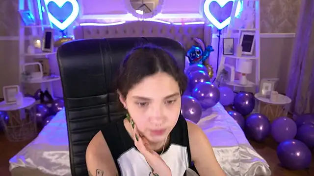 BabyFlowerr online show from 01/11/25, 04:59