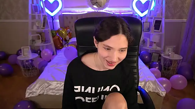 BabyFlowerr online show from 01/15/25, 11:08