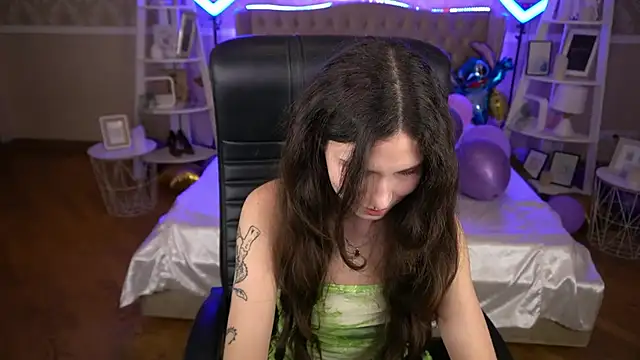 BabyFlowerr online show from 01/27/25, 07:46