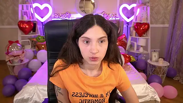 BabyFlowerr online show from 02/15/25, 05:41
