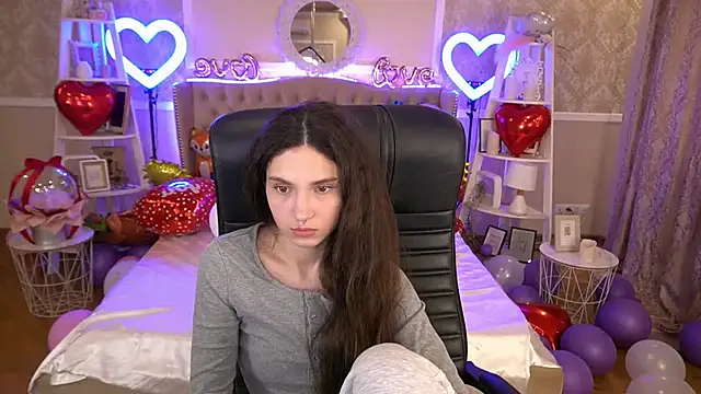 BabyFlowerr online show from 02/20/25, 05:01