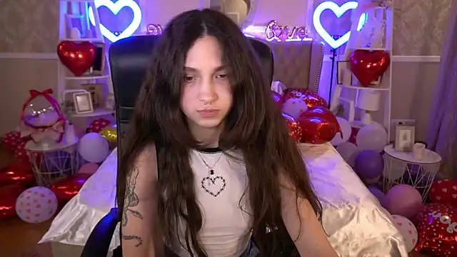BabyFlowerr online show from 02/27/25, 04:41