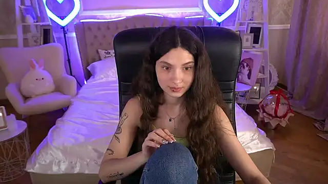 BabyFlowerr online show from 03/15/25, 05:08
