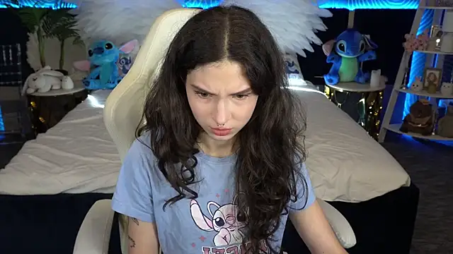 BabyFlowerr online show from 10/13/25, 07:03
