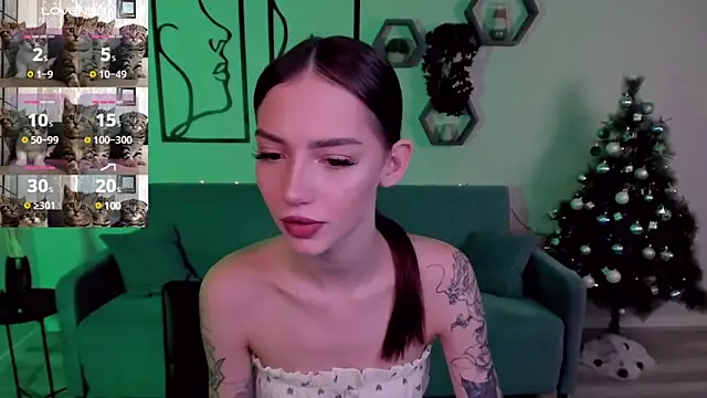 SophieCatty online show from 01/04/25, 10:49