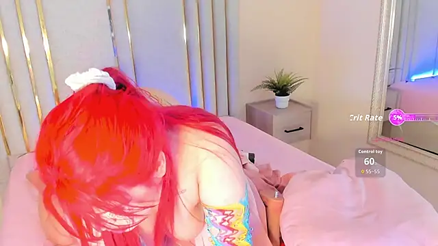 Snapshot of Saekohofman chatting on 09/14/25, 04:22 Saekohofman online show from 09/14/25, 04:22