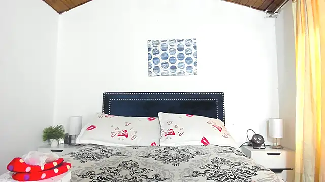 ZulyMichels online show from 03/21/25, 12:39