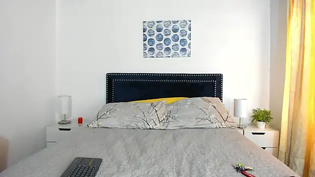 ZulyMichels online show from 10/04/25, 01:31