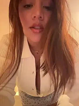 Snapshot of marcimaa chatting on 03/13/26, 11:00 marcimaa online show from 03/13/26, 11:00