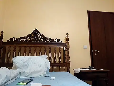 White rabbit  online show from 11/13/25, 11:47