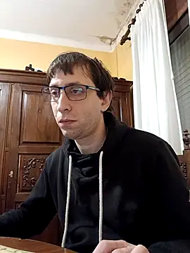 White rabbit  online show from 03/05/26, 08:27