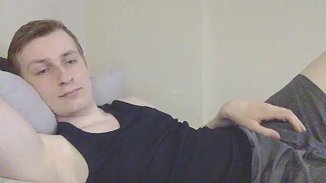 Snapshot of your_andy chatting on 05/22/26, 06:42 your andy online show from 05/22/26, 06:42