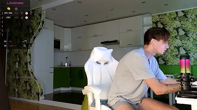 Cryptikov online show from 09/24/25, 08:39