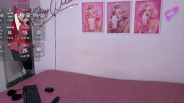 Adele LatinLady online show from 04/22/26, 08:21