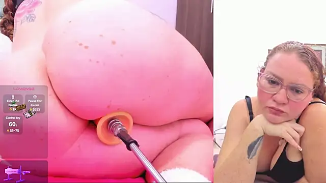 Paulina Davis  online show from 01/22/25, 06:31