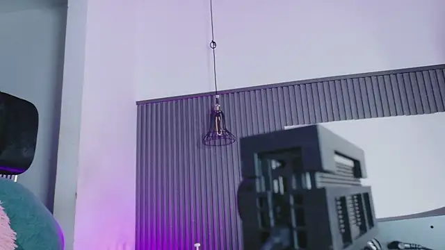 levana1 online show from 04/15/26, 04:19