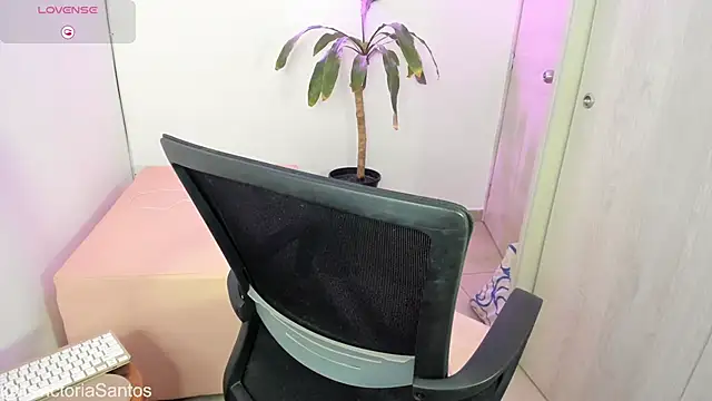 Victoriasant online show from 02/01/26, 10:30