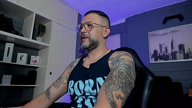 MrFrank tattoo online show from 10/09/25, 11:58