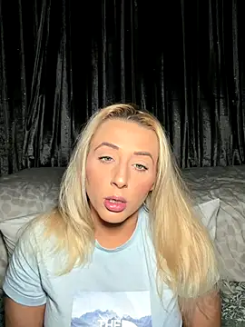 Strongqueen online show from 11/08/25, 08:07