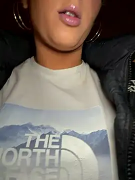 Strongqueen online show from 01/10/26, 07:04