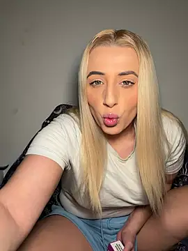 Strongqueen online show from 02/26/26, 09:47