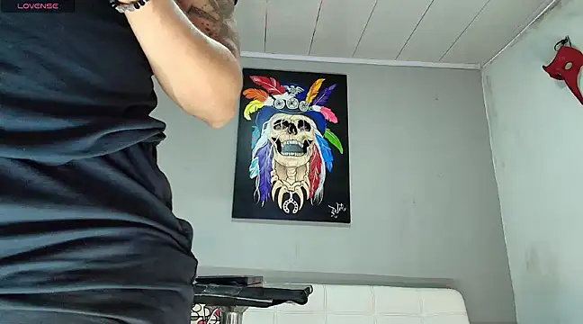 Snapshot of GendersonFit chatting on 01/17/25, 11:40 GendersonFit online show from 01/17/25, 11:40