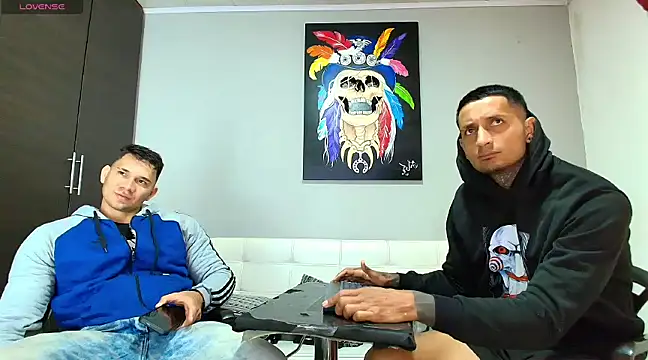 Snapshot of GendersonFit chatting on 02/11/25, 02:13 GendersonFit online show from 02/11/25, 02:13